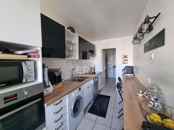 Appartement Neuilly Sur Marne 4 pièce(s) 82 m2