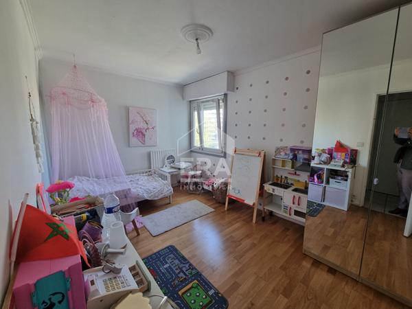 Appartement Neuilly Sur Marne 4 pièce(s) 82 m2