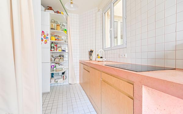 Appartement à vendre    3 pièces • 54,85 m2 Paris 10