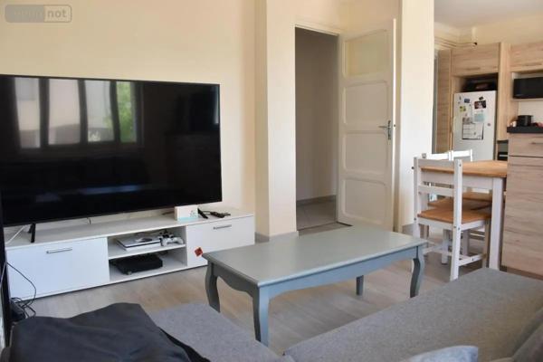 Location - Appartement Bourg-en-Bresse 01000 4 pièces 70 m 2