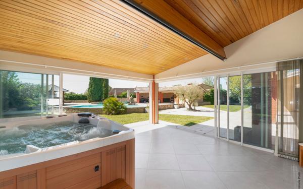 Maison à vendre    5 pièces • 273,30 m2 Launaguet