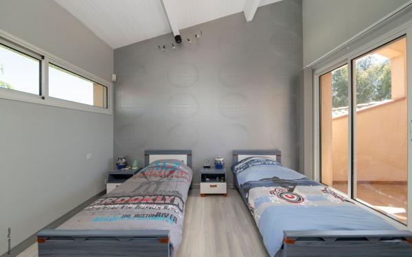 Maison à vendre    5 pièces • 273,30 m2 Launaguet