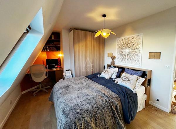 SURESNES/ CENTRE VILLE/ 4 PIECES AVEC BALCON, CAVE ET PARKING