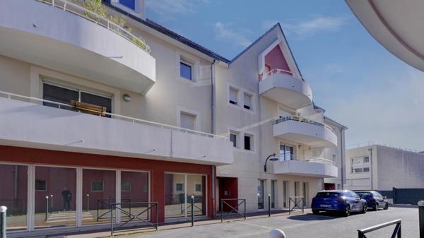 APPARTEMENT T2 AVEC BALCON CENTRE BASSE GOULAINE