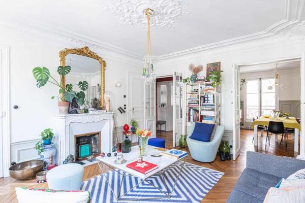 Paris (75010) Magnifique appartement 4 pièces au 4ème étage avec ascenseur