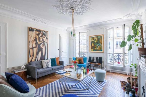 Paris (75010) Magnifique appartement 4 pièces au 4ème étage avec ascenseur