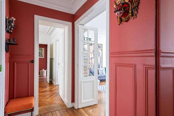 Paris (75010) Magnifique appartement 4 pièces au 4ème étage avec ascenseur