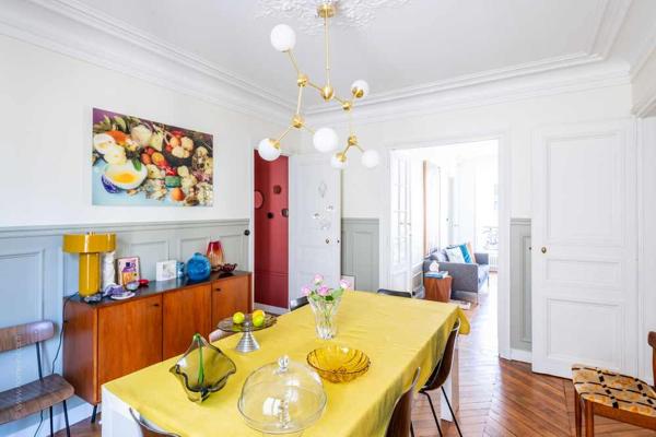 Paris (75010) Magnifique appartement 4 pièces au 4ème étage avec ascenseur