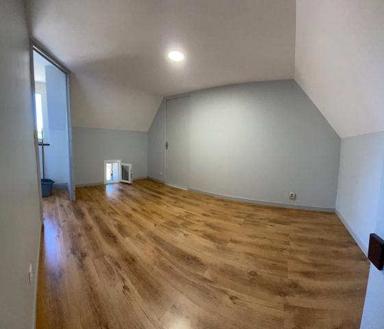 Maison en pierre de caractère – 175 m² habitables – Dépendances 100 m² – LA BARRE DE SEMILLY (50)
