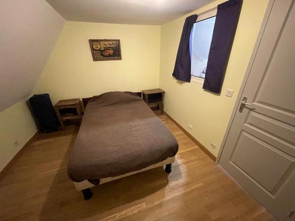 Maison en pierre de caractère – 175 m² habitables – Dépendances 100 m² – LA BARRE DE SEMILLY (50)