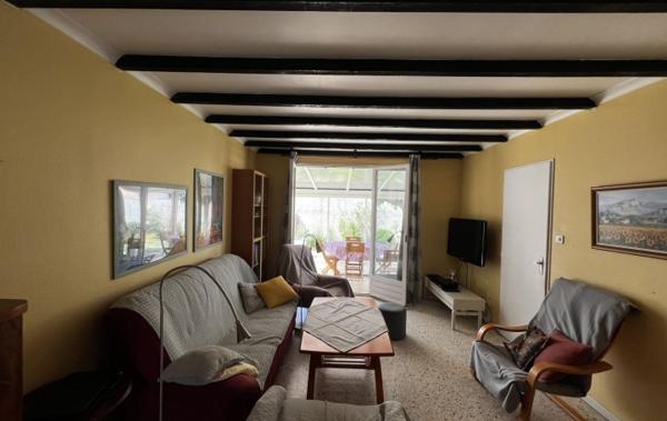 Vente Villa Plain pied avec piscine à rafraîchir Saint-gilles   