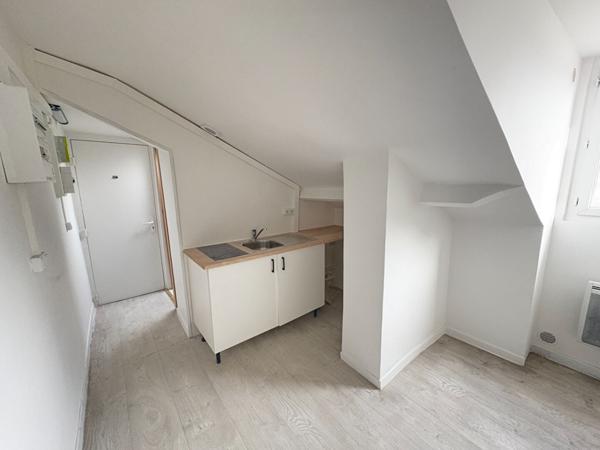 ERA IMMOBILIER Appartement 2 pièces A VENDRE