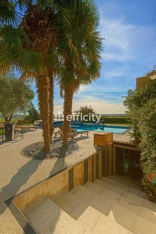 Maison 12 pièces - 300 m² Exclusivité efficity