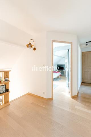 Maison 12 pièces - 300 m² Exclusivité efficity