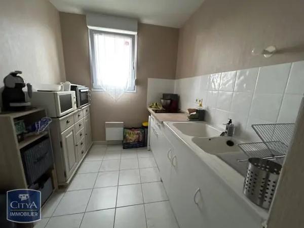 Appartement à louer 3 pièces 63.39m² Moulins (03000)
