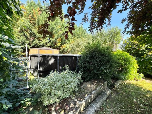 ORLEAT - Maison familiale P7 – Terrain arboré 1 204 m² – Garages – Quartier résidentiel recherché