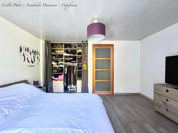 ORLEAT - Maison familiale P7 – Terrain arboré 1 204 m² – Garages – Quartier résidentiel recherché