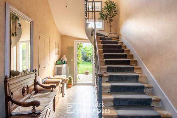 Maison de Maître du XVIIe au charme ancien et jardin secret