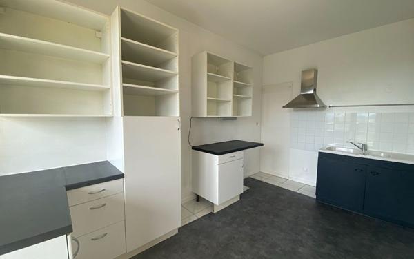 Appartement à vendre    4 pièces • 106,01 m2 Lyon 4