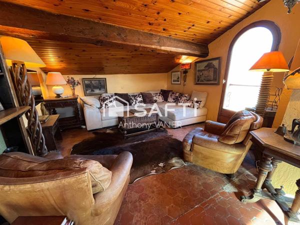 Vieil Antibes - Spacieux appartement dernier étage