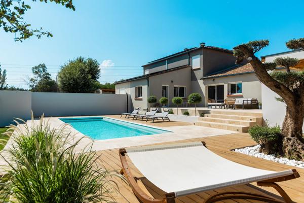 Vente Maison de luxe Le Soler 9 Pièces 320 m²