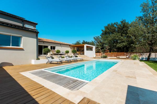 Vente Maison de luxe Le Soler 9 Pièces 320 m²