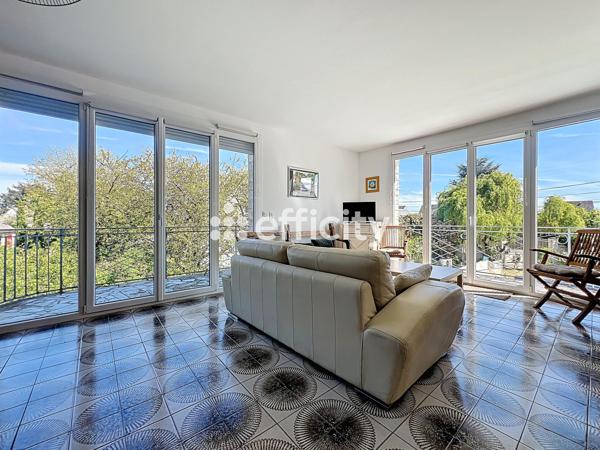 Maison 7 pièces - 190 m²
