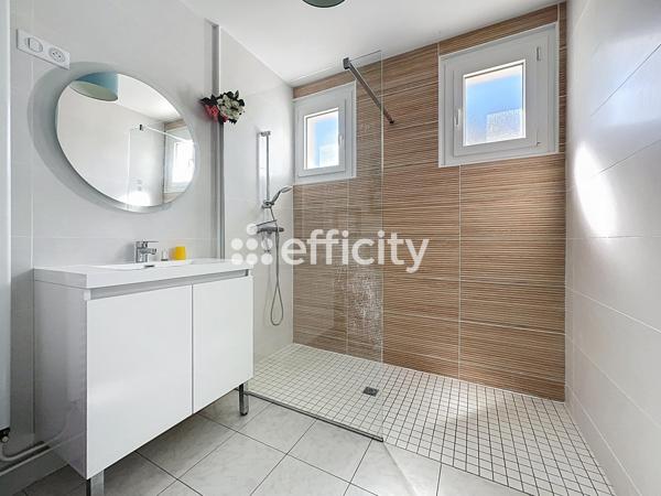Maison 7 pièces - 190 m²