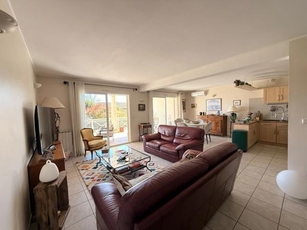 Appartement dans copropriété de 8 lots en rez de chaussée - 2 chambres