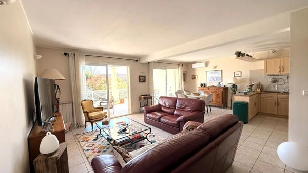 Appartement dans copropriété de 8 lots en rez de chaussée - 2 chambres