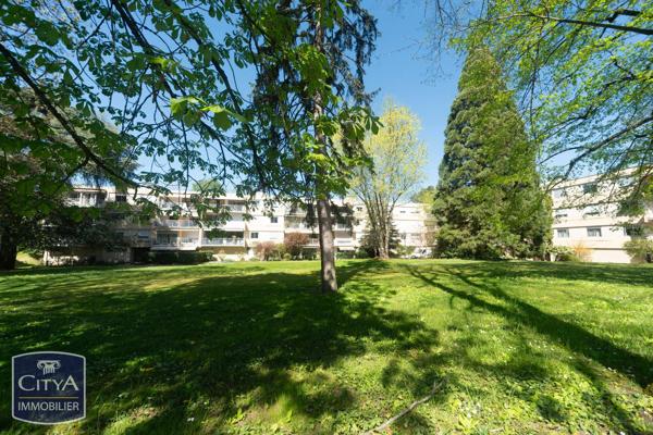 Appartement à vendre 2 pièces 48m² Bourg-en-Bresse (01000)