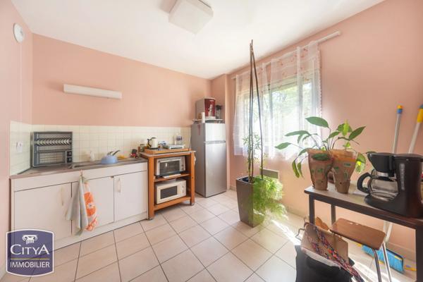 Appartement à vendre 2 pièces 48m² Bourg-en-Bresse (01000)