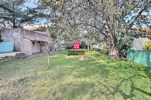 Terrain Constructible Tavel 470 m² - 95 000 Euros -