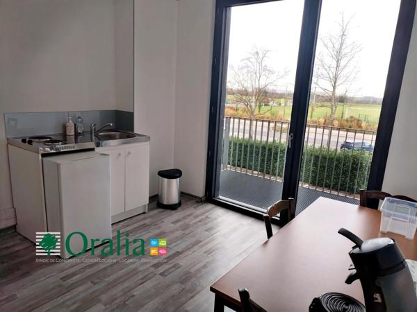 Bureaux · Vente Montanay (69250) 5 pièces · 131m²