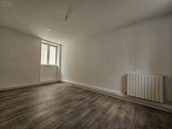 Fonds et/ou murs commerciaux à louer à Mâcon en Saône-et-Loire (71000), ref : 008/1535