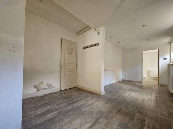 Fonds et/ou murs commerciaux à louer à Mâcon en Saône-et-Loire (71000), ref : 008/1535