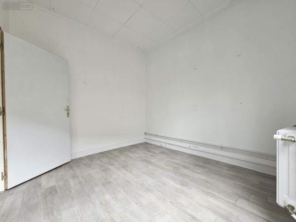 Fonds et/ou murs commerciaux à louer à Mâcon en Saône-et-Loire (71000), ref : 008/1535