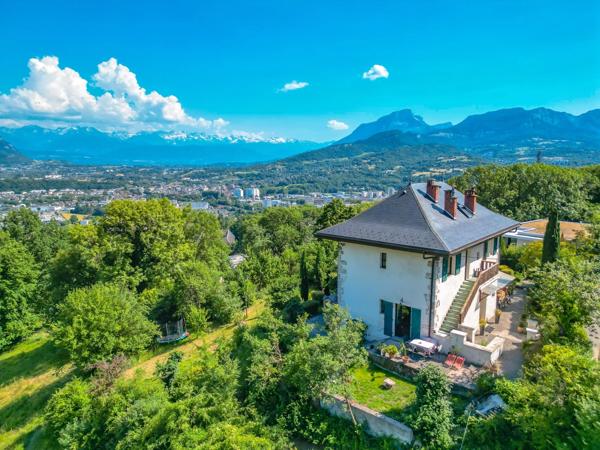 Maison à vendre 7 pièces BASSENS (73) -Maison de caractère avec vue panoramique - Les Monts de Bassens