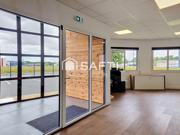 Bâtiment commercial / artisanal, au cœur d'une zone d'activité dynamique !