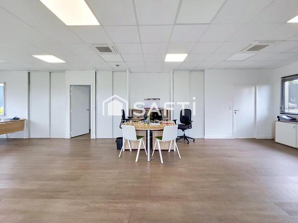 Bâtiment commercial / artisanal, au cœur d'une zone d'activité dynamique !
