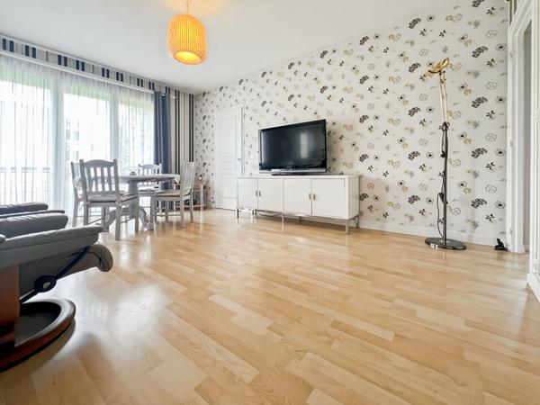 Appartement Ris Orangis 3 pièces avec balcon