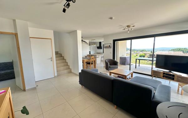 Maison à vendre    6 pièces •  Clérieux