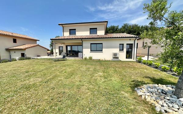 Maison à vendre    6 pièces •  Clérieux