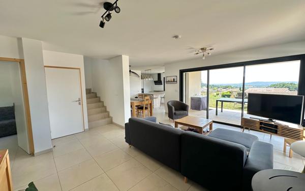 Maison à vendre    6 pièces •  Clérieux