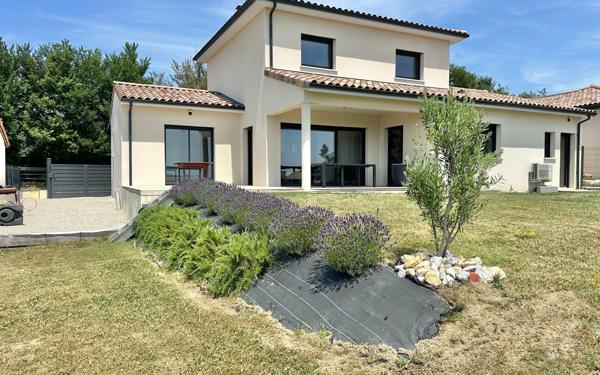 Maison à vendre    6 pièces •  Clérieux