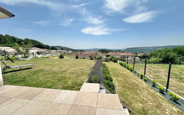 Maison à vendre    6 pièces •  Clérieux