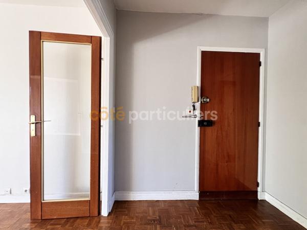 Vente
                Appartement71,75 m² - 3 Pièces -
                    ORLEANS (45100)