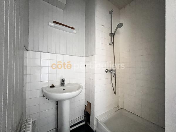 Vente
                Appartement71,75 m² - 3 Pièces -
                    ORLEANS (45100)