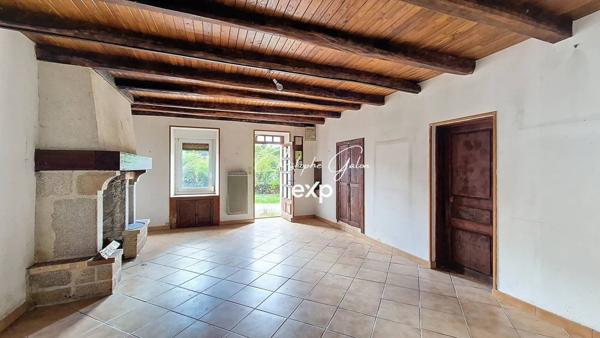 Maison à rénover avec potentiel et dépendances