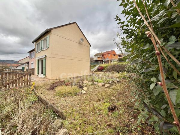 MAISON 75 M2, 3 CHAMBRES, 568 M2 DE TERRAIN CLOS, GARAGE, CAVE, ATELIER, DOUBLE VITRAGE PVC ET VOLETS ALU, CHARPENTE/COUVERTURE OK, TF 743€